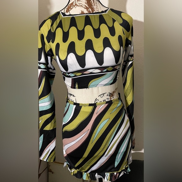 Sexy Set-wore Once - Picture 1 of 6